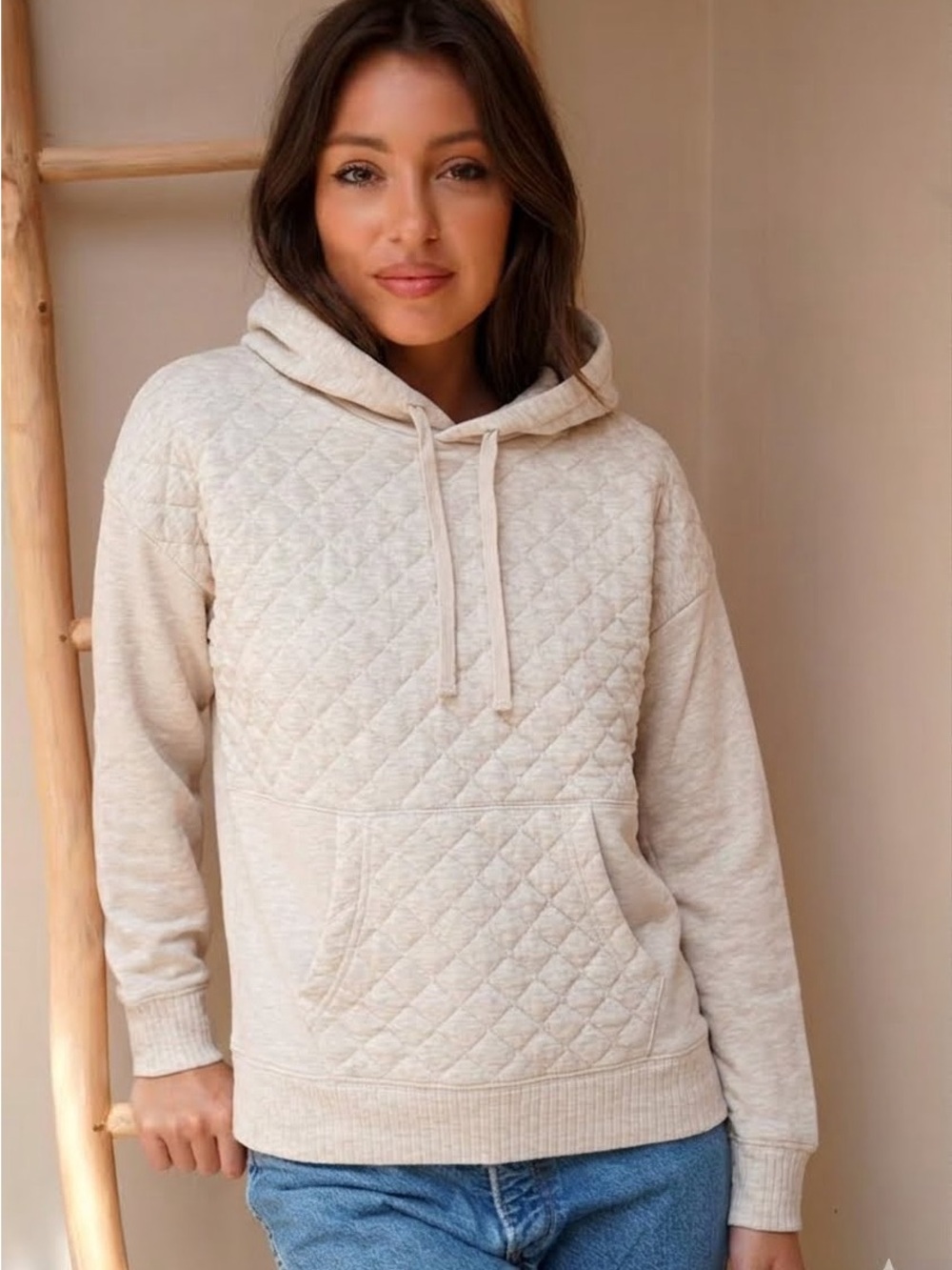 Time and Tru Quilted Cream Pullover Hoodie